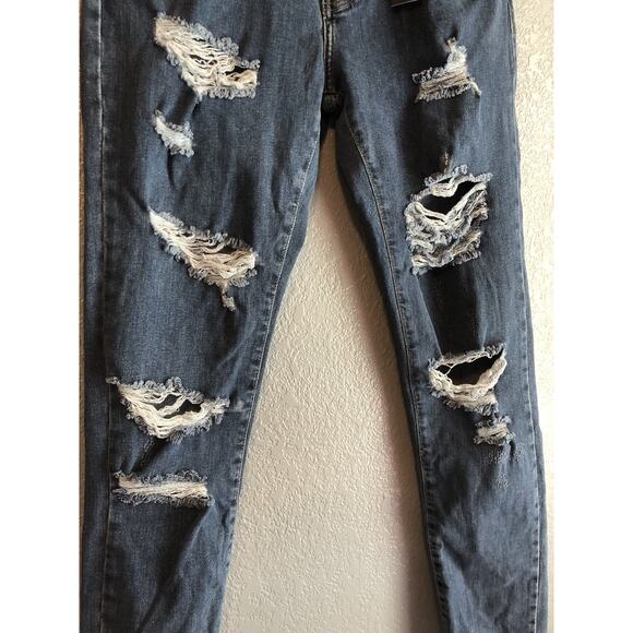 Boohooman Womens Denim 30 Skinny Stretch All Over Ripped Jeans Distressed NEW - Picture 2 of 10